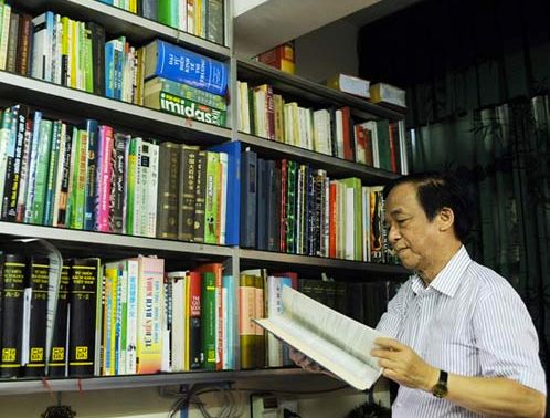 Giáo sư Nguyễn Lân Dũng chia sẻ kinh nghiệm tự học tiếng Anh